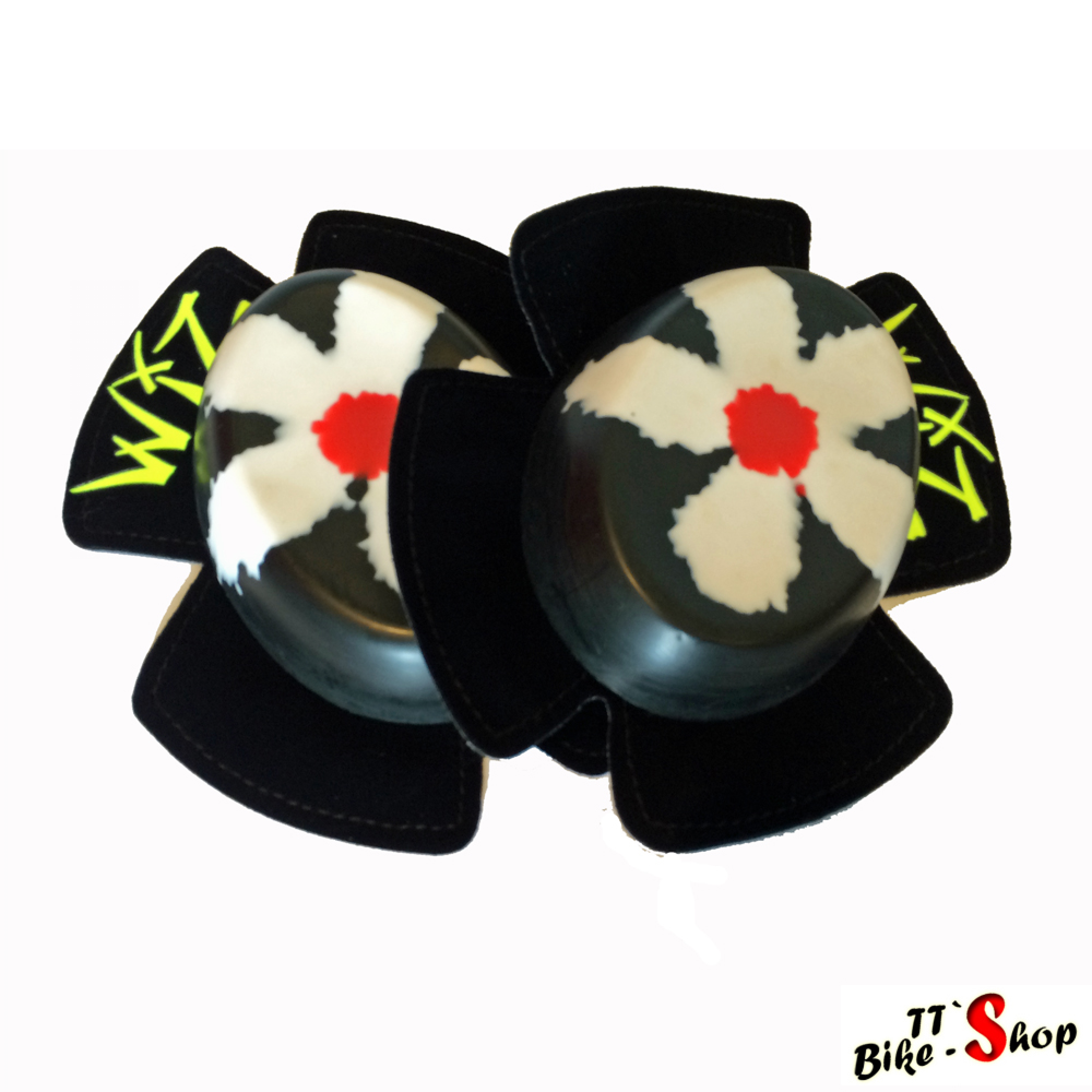 Wiz Daisy, black-red-white